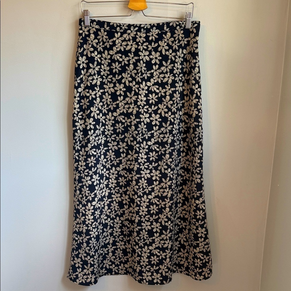 Vintage 90’s Exact Change Daisy Maxi Skirt SZ M